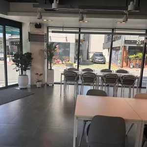 멜버나잇 리뷰 사진