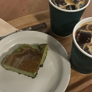 어질 인 사진