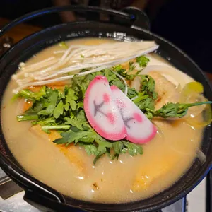 요비 사진