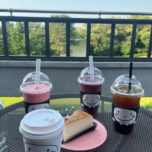 카페탄 사진