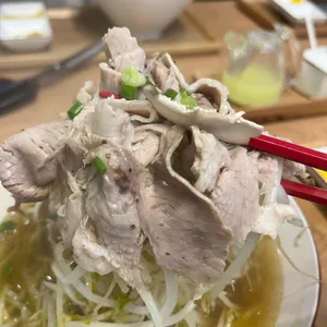 후띠우 미엔남 대표 사진