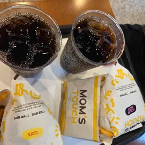 맘스터치 사진
