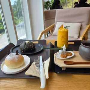 초록뿔언덕 사진