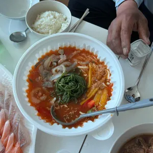 싱싱종합어시장 사진 1