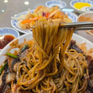 현경 사진