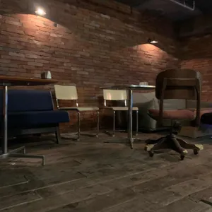 하우스 오브 브라운 리뷰 사진