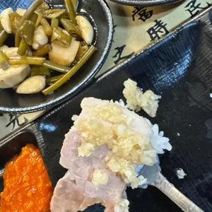 흑마늘보쌈 리뷰 사진