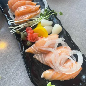 육회바른연어 사진