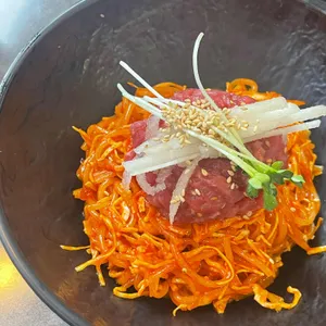 육회바른연어 사진