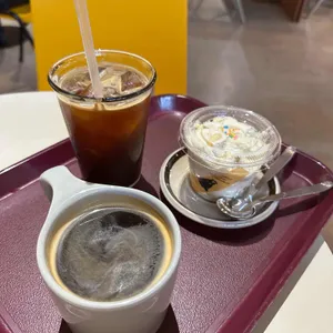 컴플리트커피 대표 사진