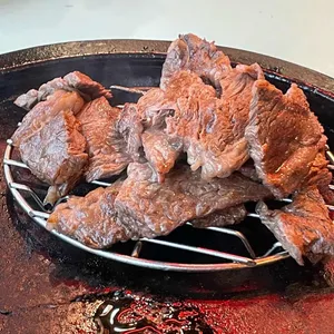 꾸석지돌판한우 사진