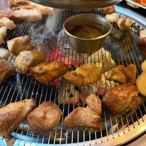 옹달샘 합정 고깃집 사진