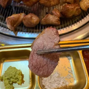 옹달샘 합정 고깃집 사진
