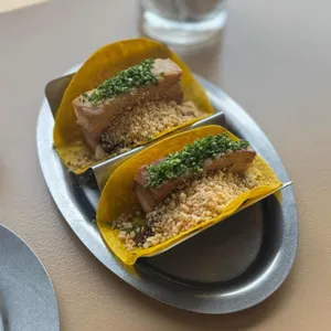 타크 리뷰 사진