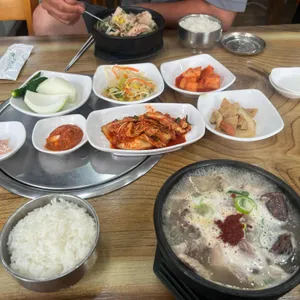 현옥국밥 사진