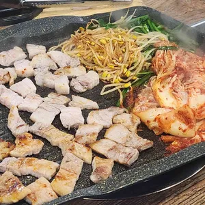 봄이네삼겹살 사진