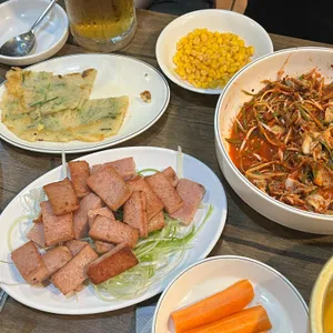 뱅뱅골뱅이 대표 사진