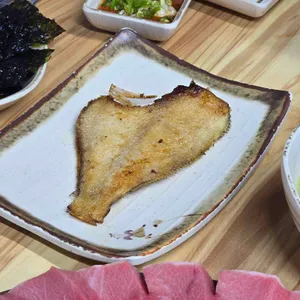 사량도 자연산횟집 사진