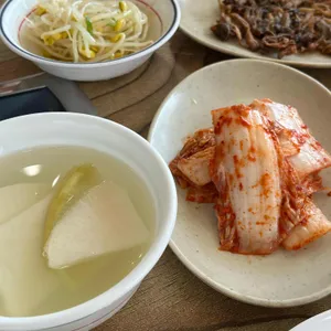 두꺼비 부대찌개 사진