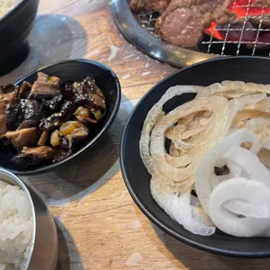 도도한돼지 사진