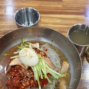 유정우 함흥냉면 사진