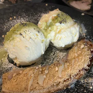 리파인 사진