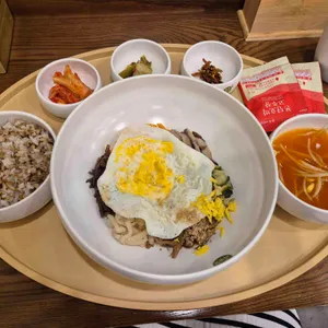 본죽&비빔밥cafe 사진 1