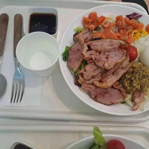 리샐러드 사진