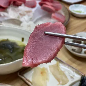 사량도자연산횟집 리뷰 사진