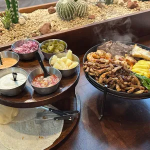 연남타코 사진