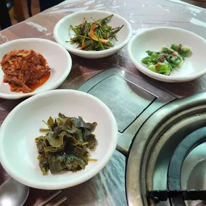 금테두른 닭&오리 사진
