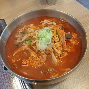 닭곰탱이 사진