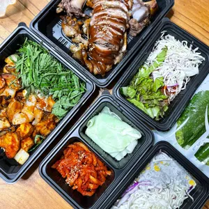 깐깐한족발 사진