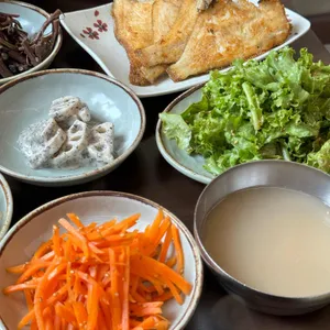 돌산보리밥 사진