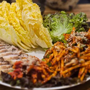 굴예찬 사진