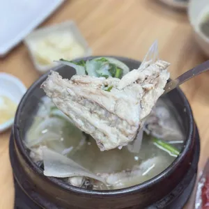 사량도자연산횟집 사진