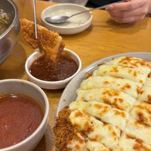 마찌야매콤돈까스 사진