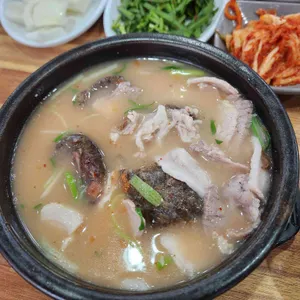 수영 돼지국밥 사진