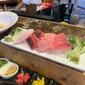 본참치 사진