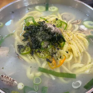 비학산 보리밥생칼국수 사진