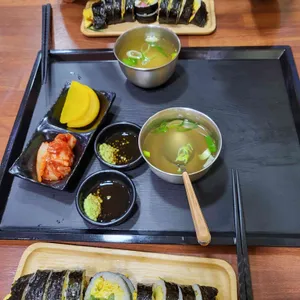 이화원김밥 사진