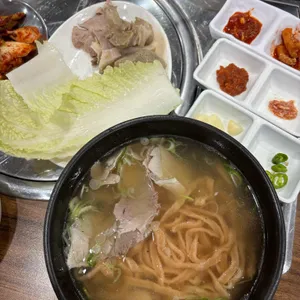 대봉칼국수보쌈 사진