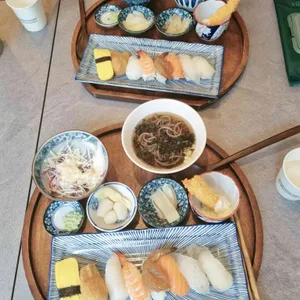백초밥 사진