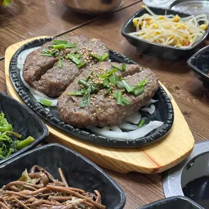 강변마을 사진