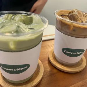 카페 로어앤모어 사진
