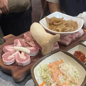 전설의돈바베큐 사진