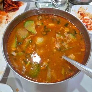 심청이보쌈 사진