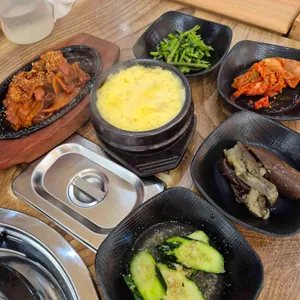 대월 사진
