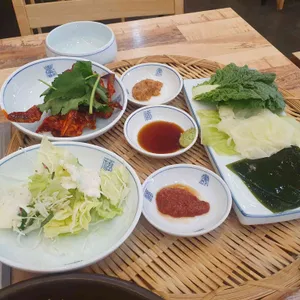 민쿡앞바당 사진