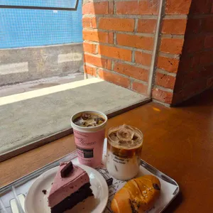 오디너리 하우스 사진
